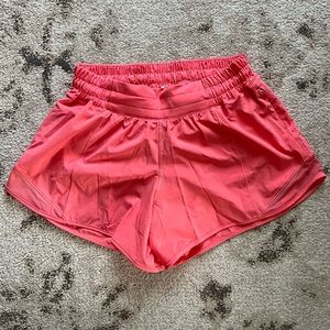 NWOT Lululemon Hotty Hot Low Rise Shorts